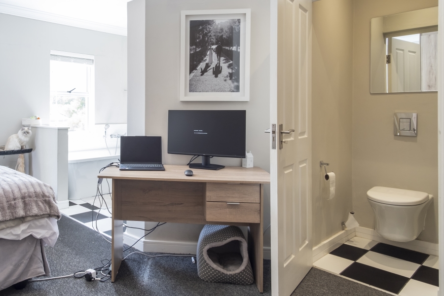 2 Bedroom Property for Sale in Wynberg Upper Western Cape